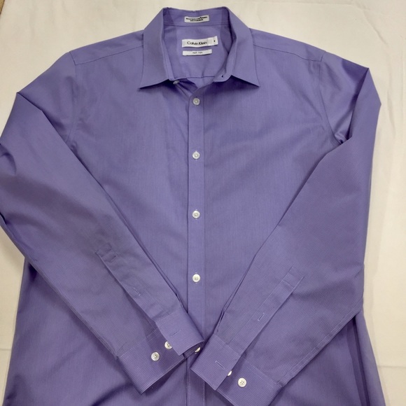 Calvin Klein Stylish Button Down - Picture 2 of 6